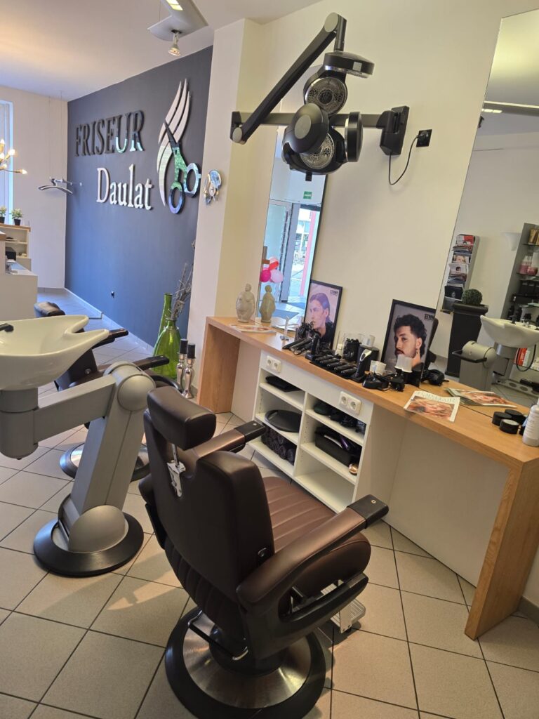 firseurdaulat bedburg salon stühle
